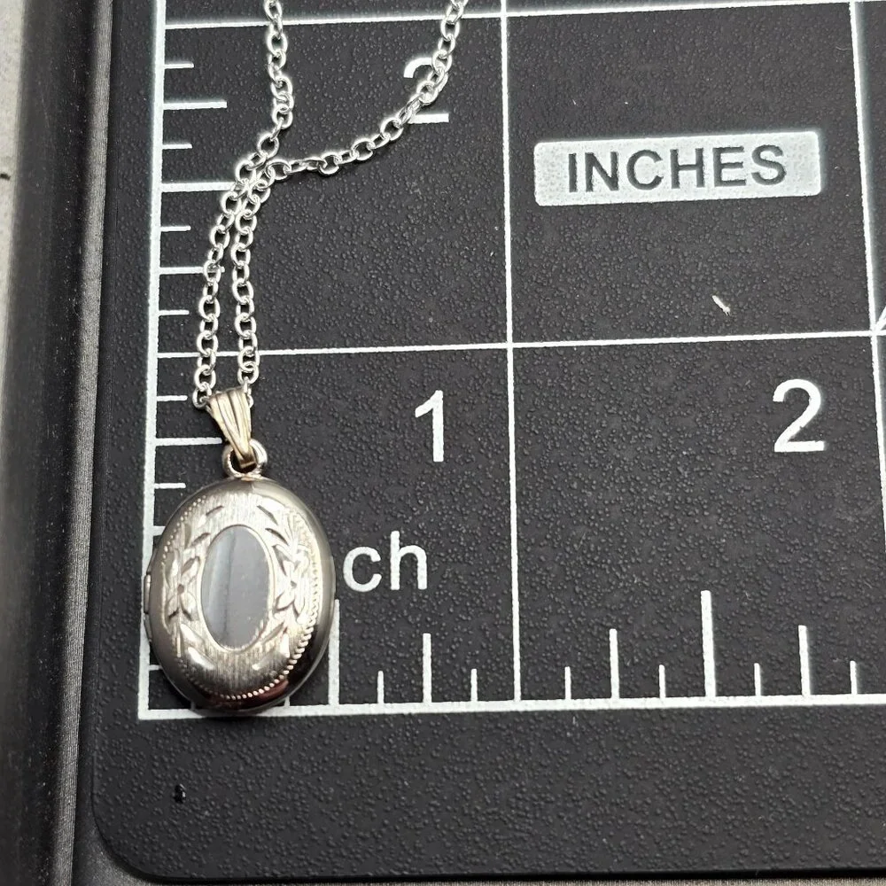 VTG JM Fisher Sterling Silver Sweetheart Locket Necklace 22" Floral Etched 1940s - Picture 13 of 15